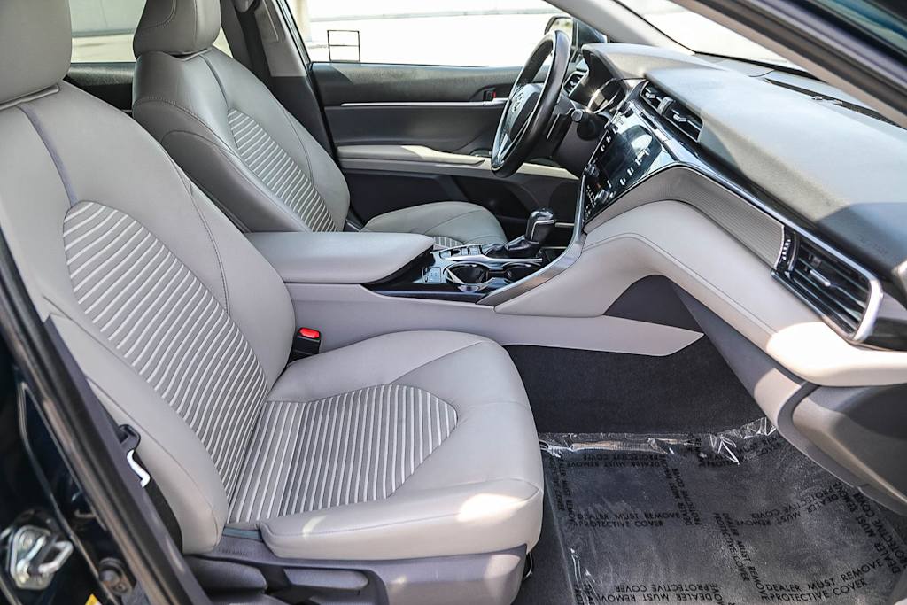 Thumbnail: 2019 Toyota Camry - 8