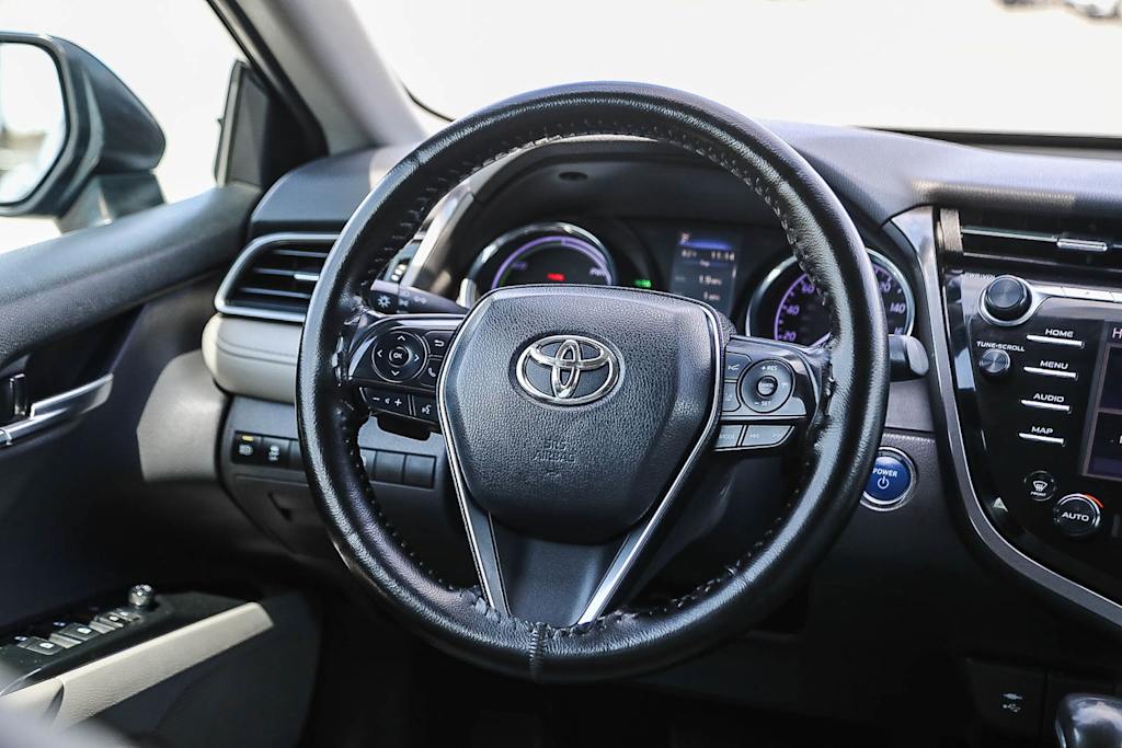 Thumbnail: 2019 Toyota Camry - 11