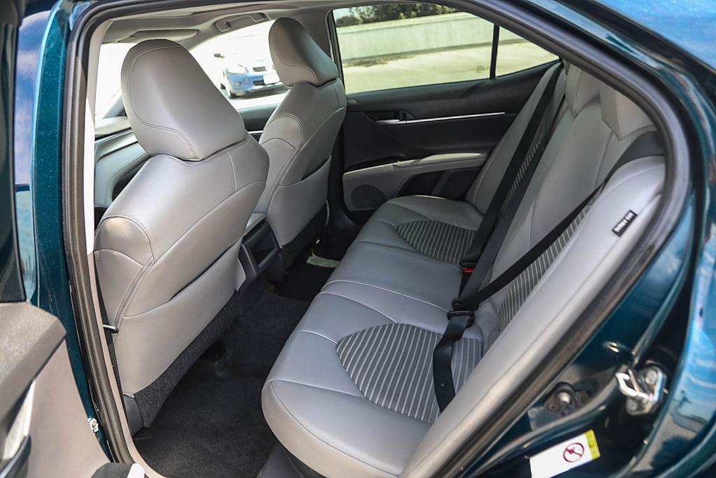 Thumbnail: 2019 Toyota Camry - 10
