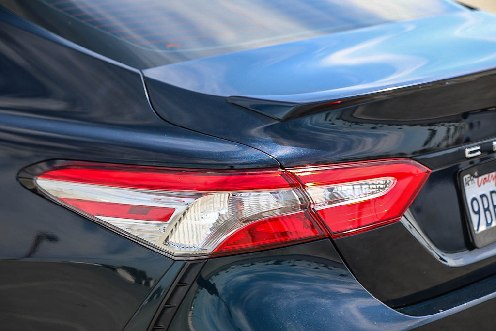 Thumbnail: 2019 Toyota Camry - 19