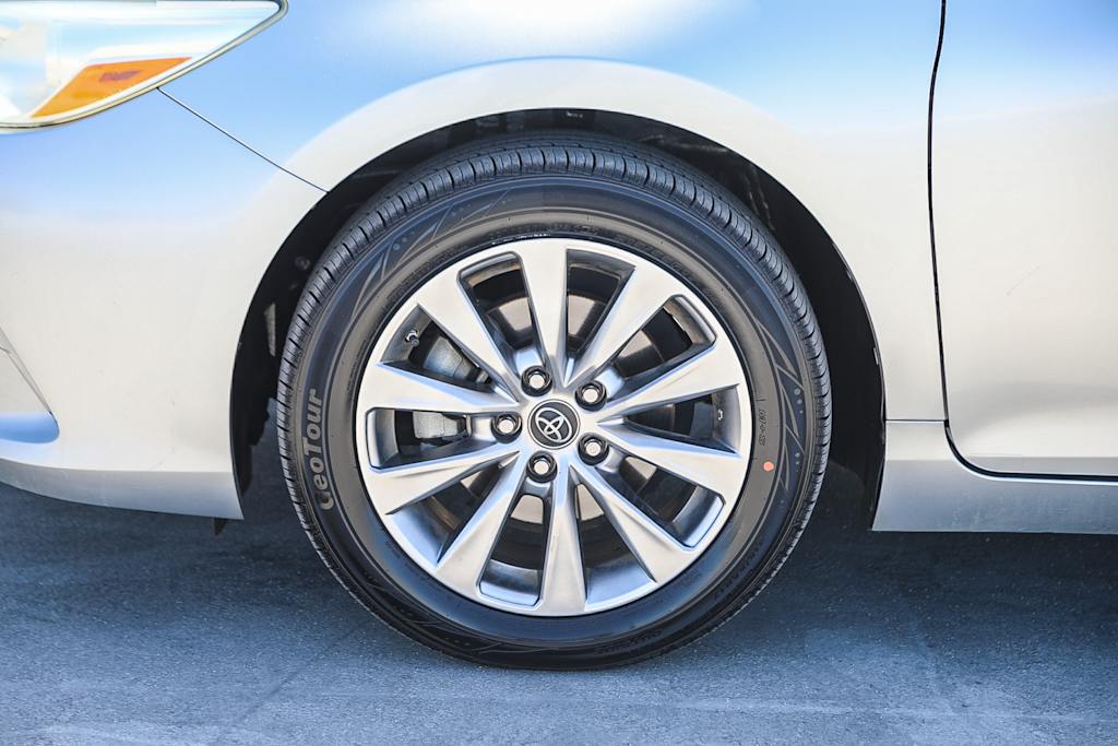 Thumbnail: 2016 Toyota Camry - 6
