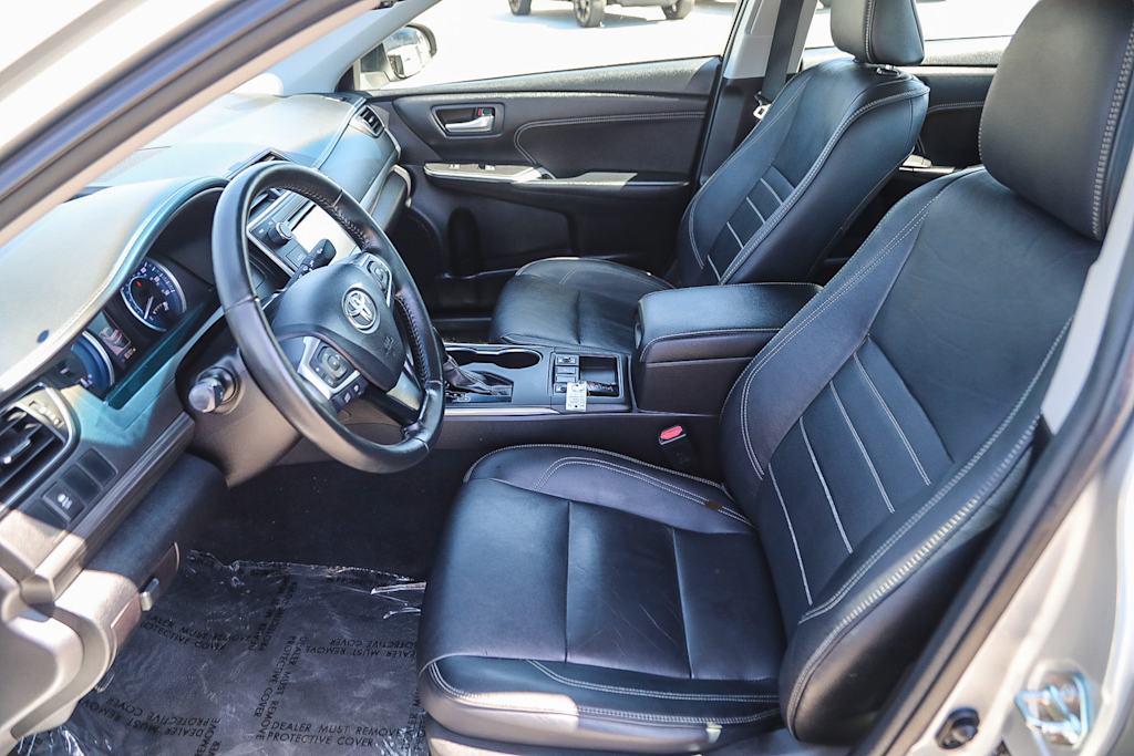 Thumbnail: 2016 Toyota Camry - 10