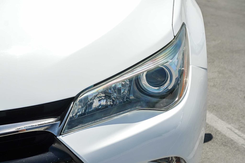 Thumbnail: 2017 Toyota Camry - 21