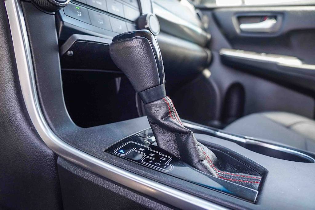 Thumbnail: 2017 Toyota Camry - 27