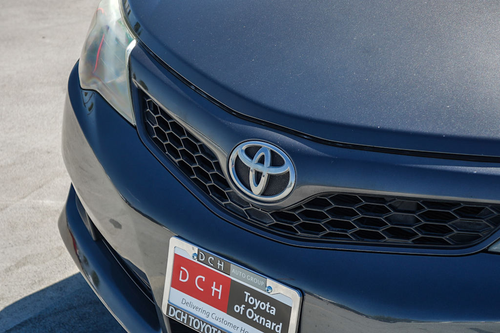 Thumbnail: 2014 Toyota Camry - 6