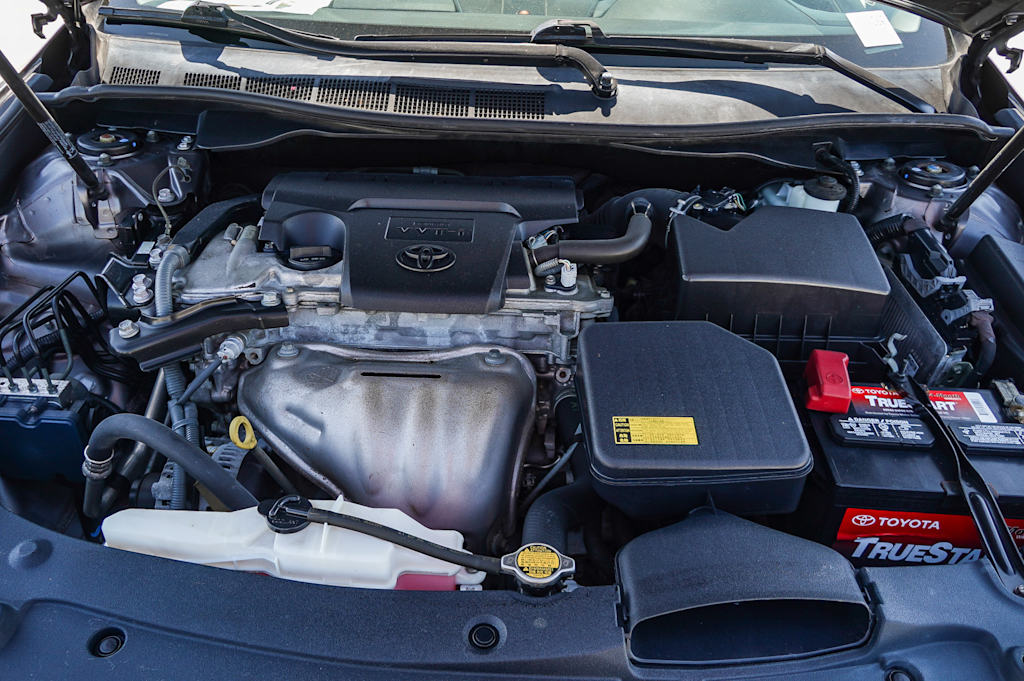 Thumbnail: 2014 Toyota Camry - 8