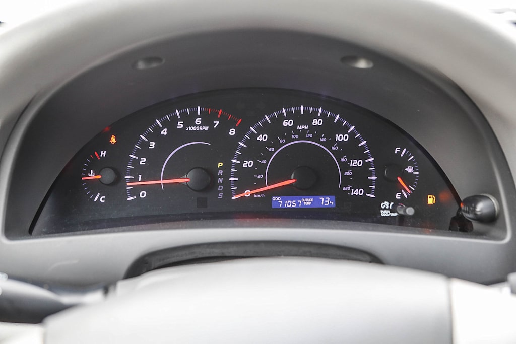 Thumbnail: 2010 Toyota Camry - 14