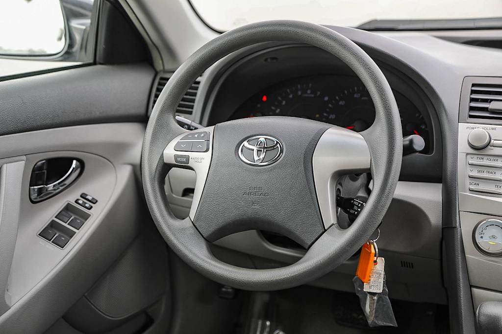 Thumbnail: 2010 Toyota Camry - 8