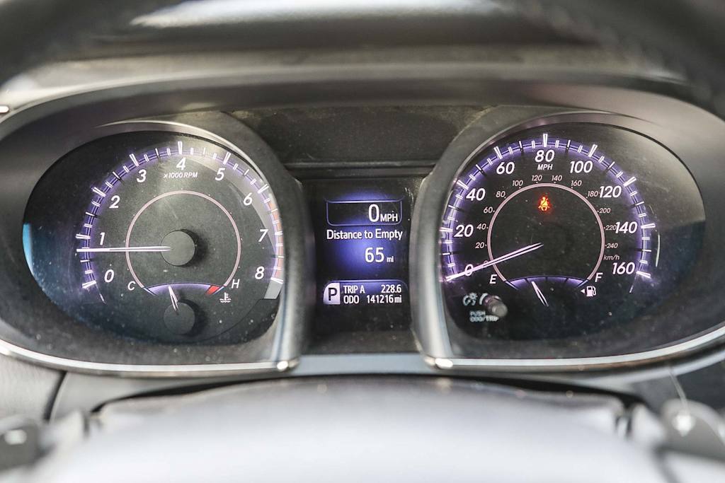 Thumbnail: 2015 Toyota Avalon - 15