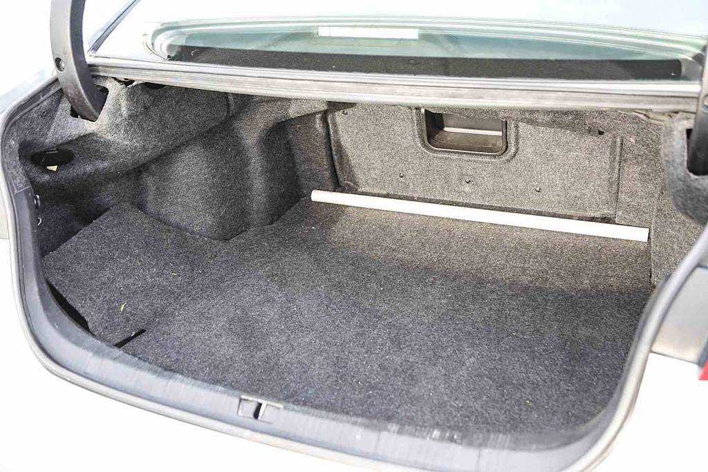 Thumbnail: 2015 Toyota Avalon - 16