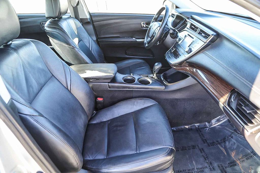 Thumbnail: 2015 Toyota Avalon - 9