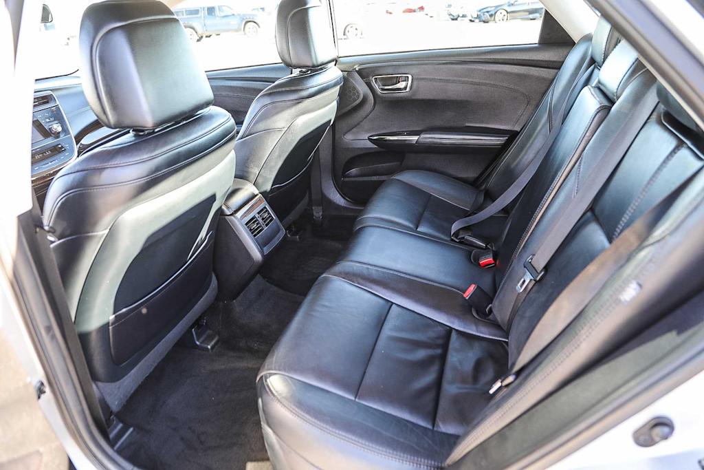 Thumbnail: 2015 Toyota Avalon - 11