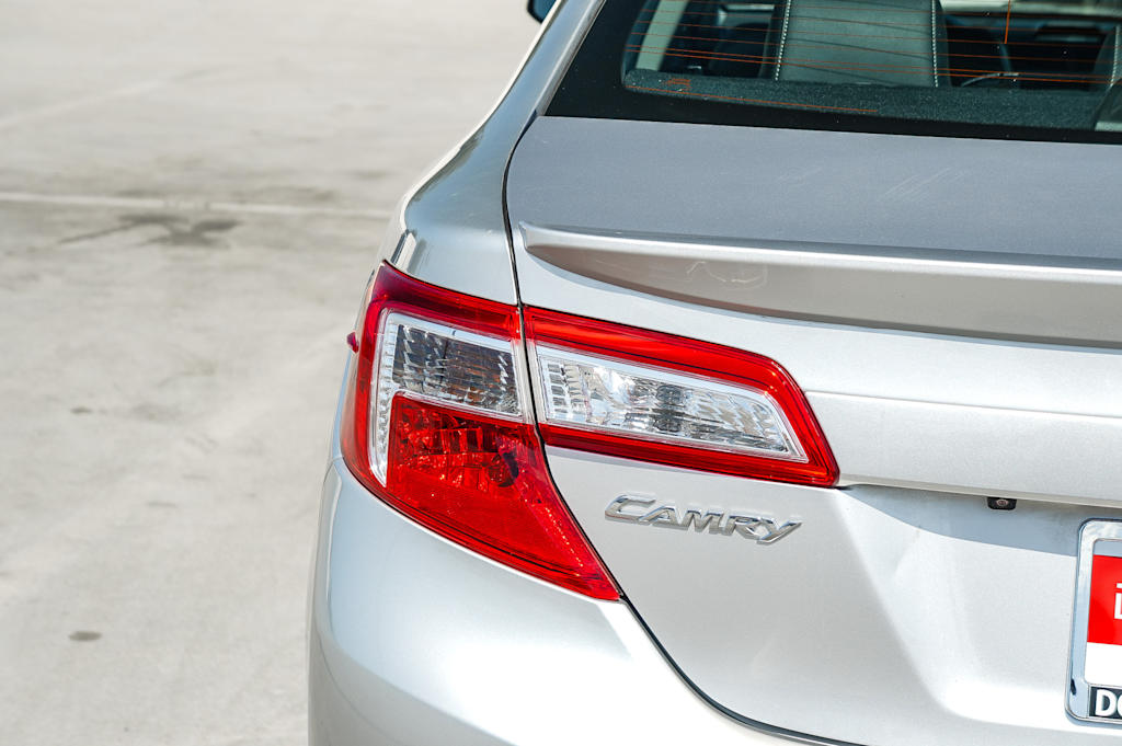 Thumbnail: 2012 Toyota Camry - 20