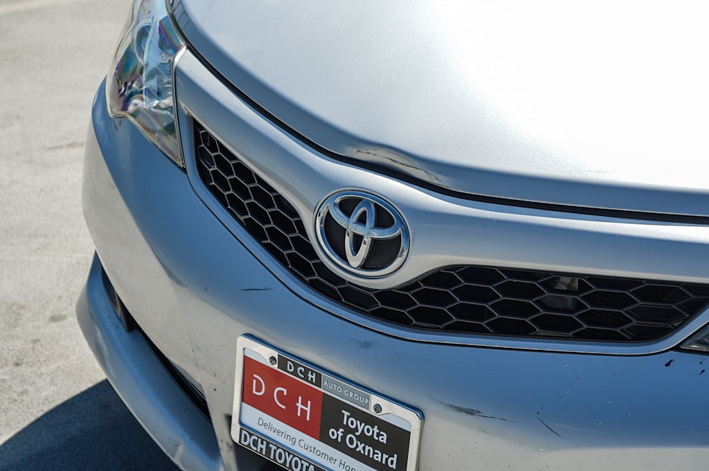 Thumbnail: 2012 Toyota Camry - 6