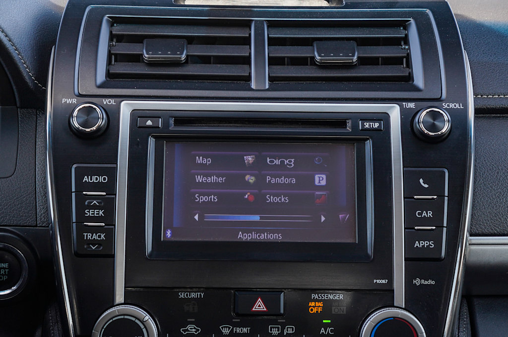 Thumbnail: 2012 Toyota Camry - 23
