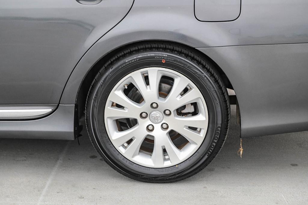 Thumbnail: 2012 Toyota Avalon - 21