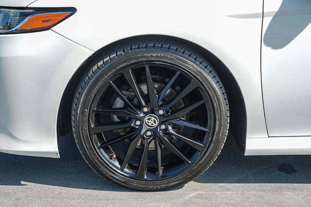 Thumbnail: 2020 Toyota Camry - 7