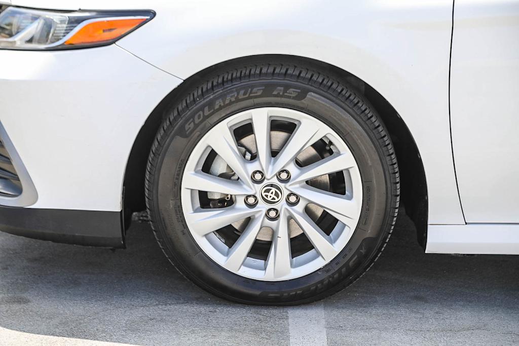 Thumbnail: 2022 Toyota Camry - 6