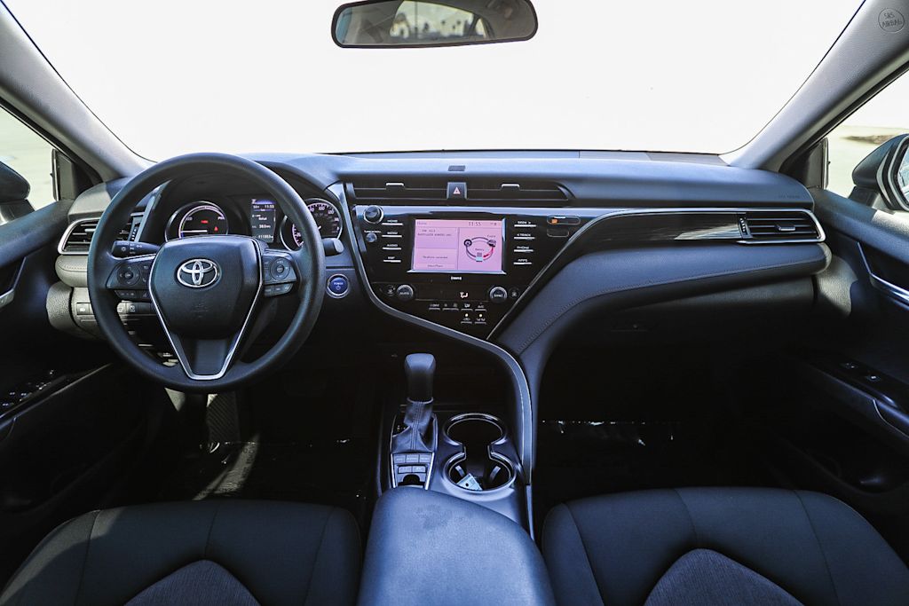 2020 Toyota Camry LE 2