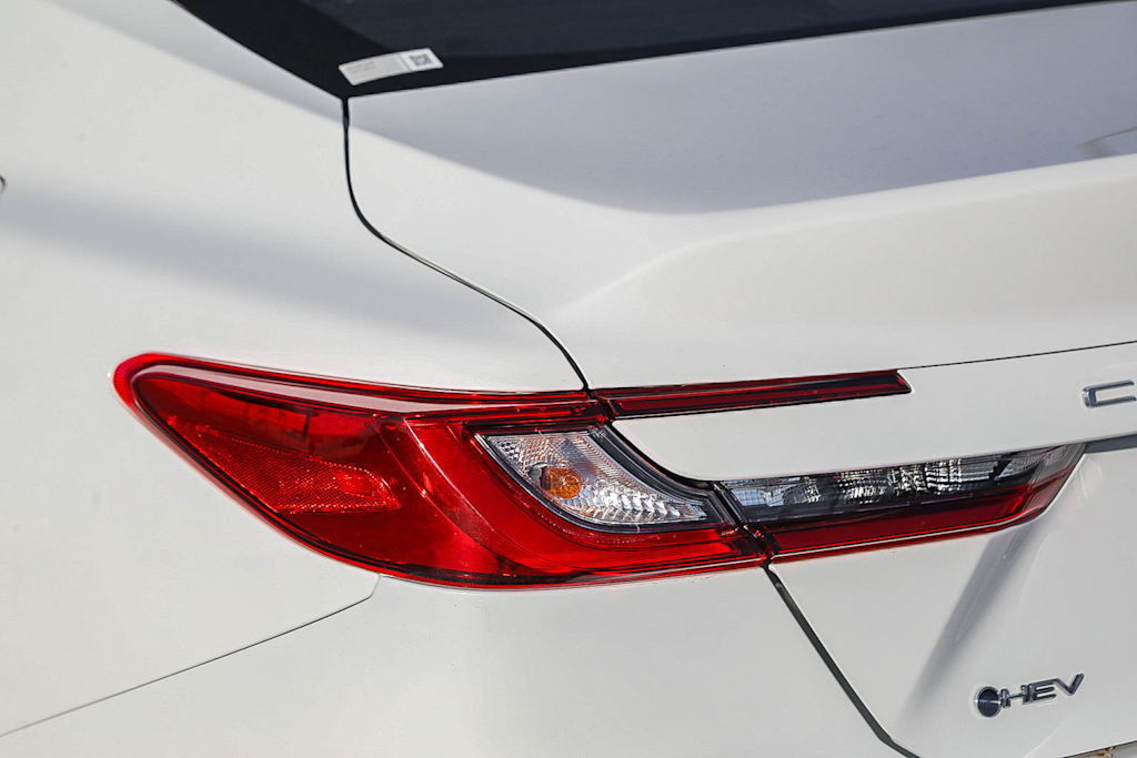 Thumbnail: 2025 Toyota Camry - 20