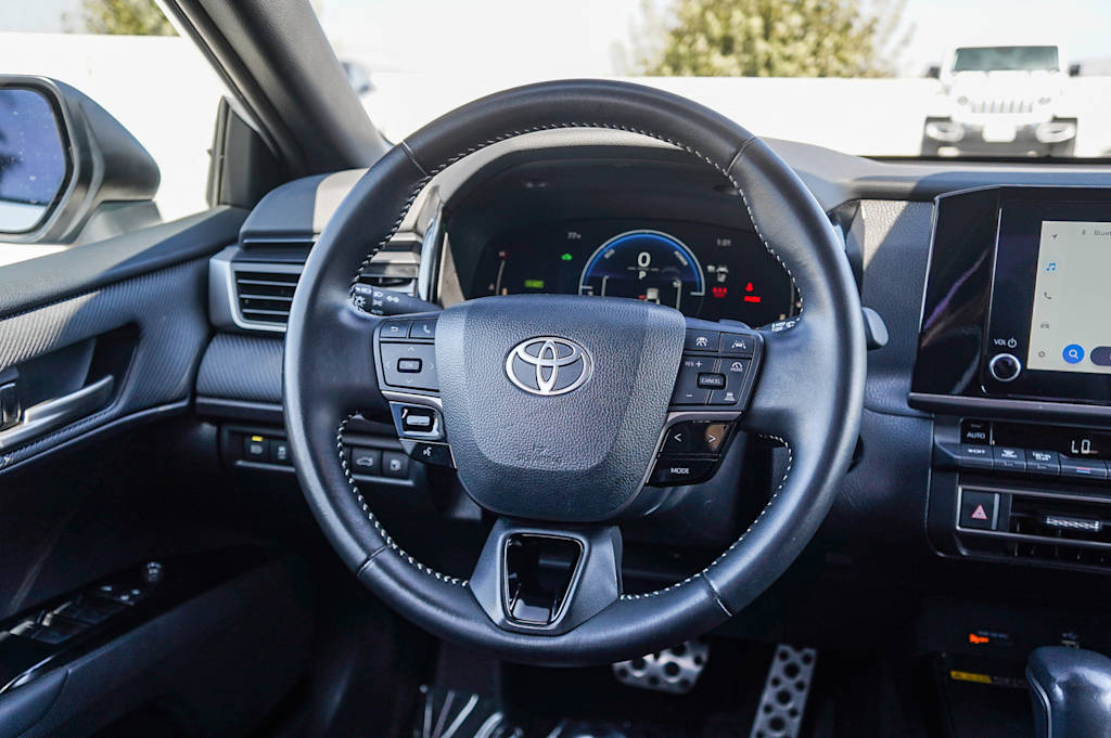 Thumbnail: 2025 Toyota Camry - 9
