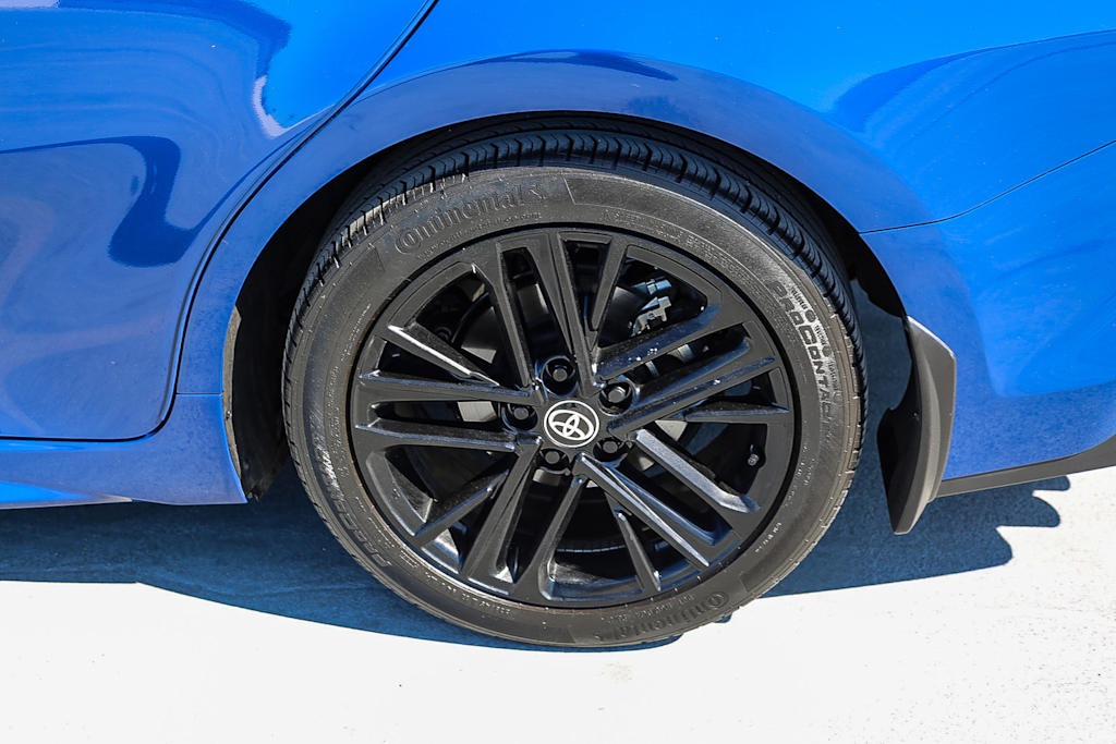 Thumbnail: 2025 Toyota Camry - 20