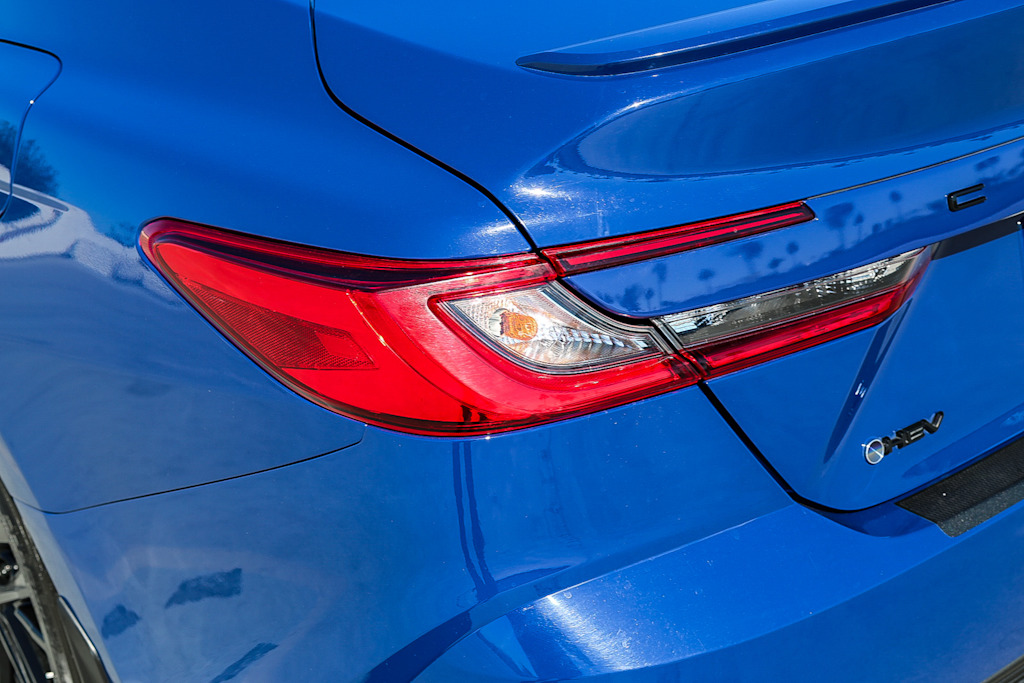 Thumbnail: 2025 Toyota Camry - 19