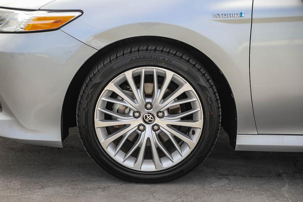 Thumbnail: 2020 Toyota Camry - 7