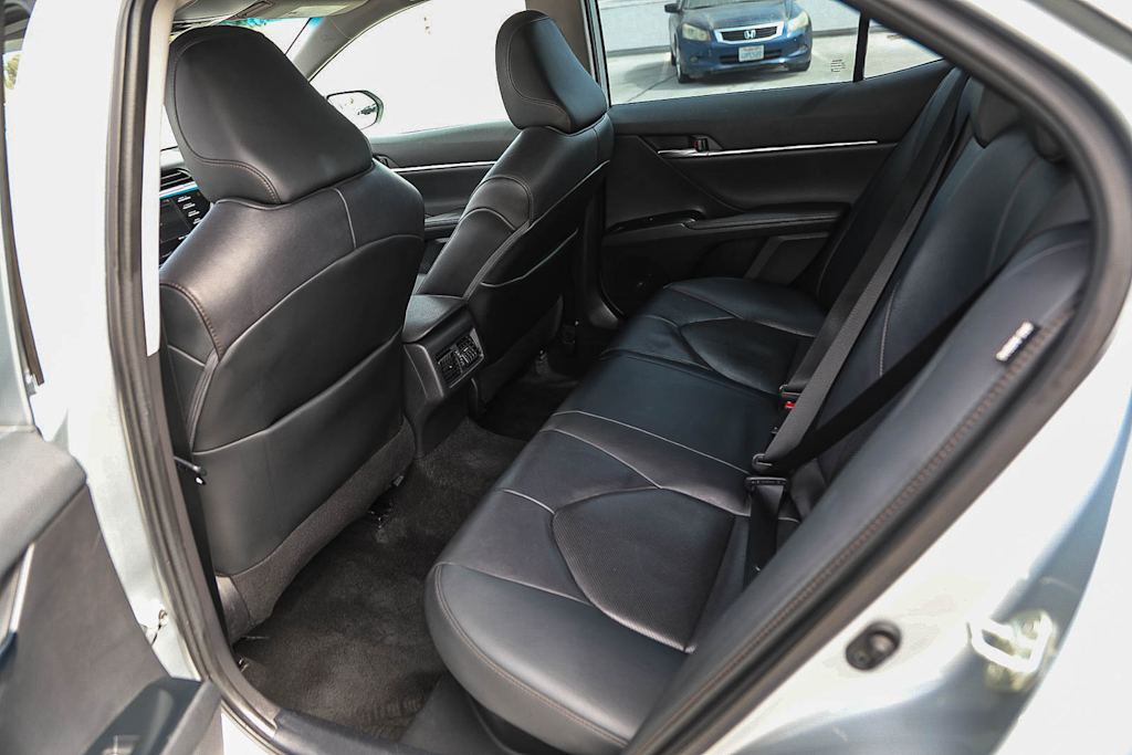 Thumbnail: 2020 Toyota Camry - 12