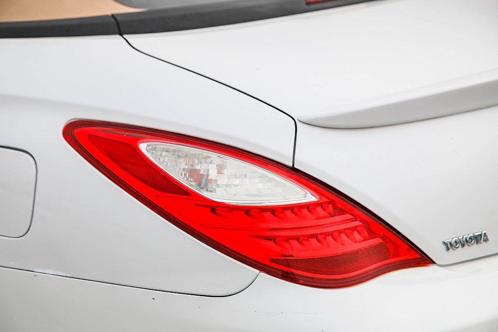 Thumbnail: 2008 Toyota Camry Solara - 21