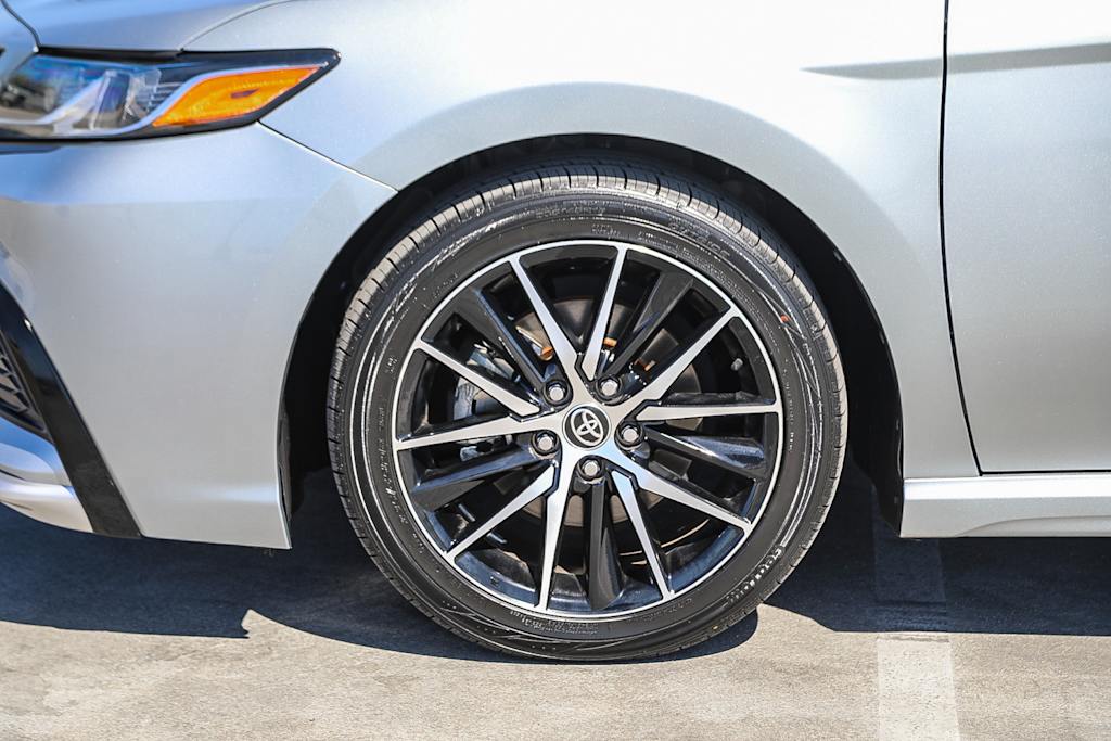 Thumbnail: 2023 Toyota Camry - 6