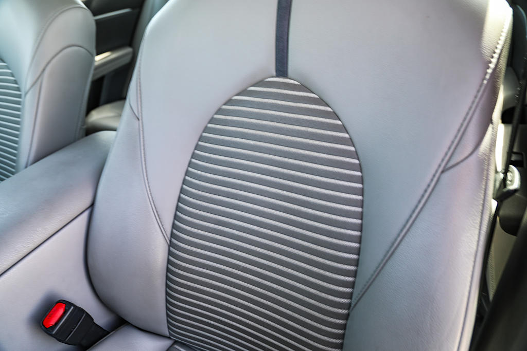 2021 Toyota Camry SE 27