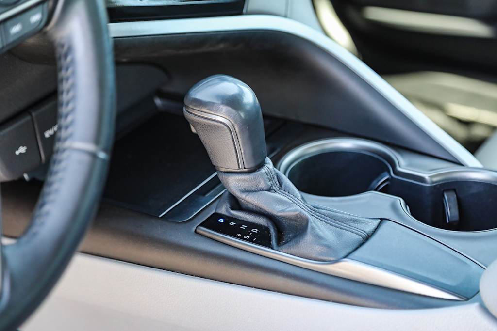 2021 Toyota Camry SE 14