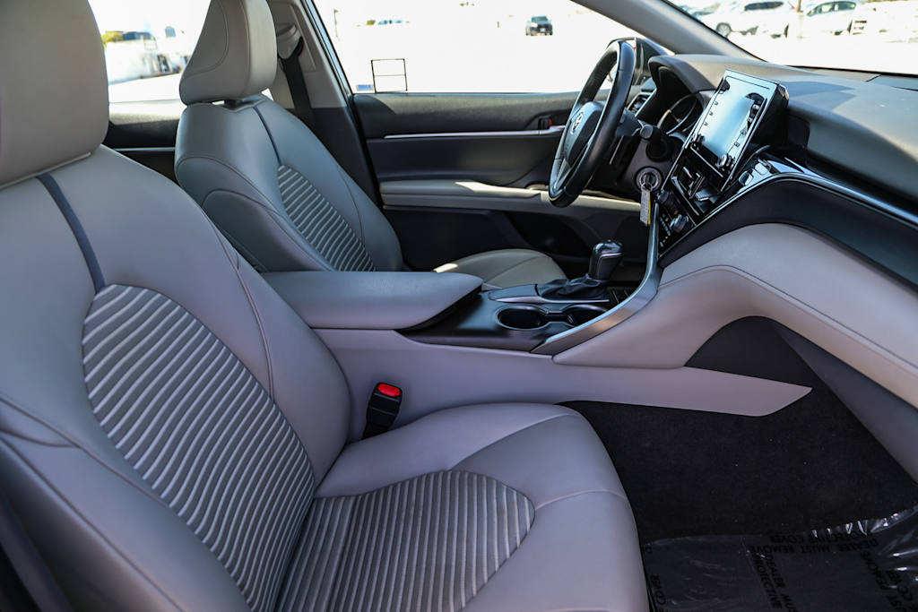 2021 Toyota Camry SE 9