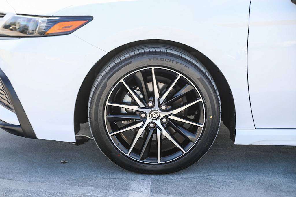 Thumbnail: 2023 Toyota Camry - 6