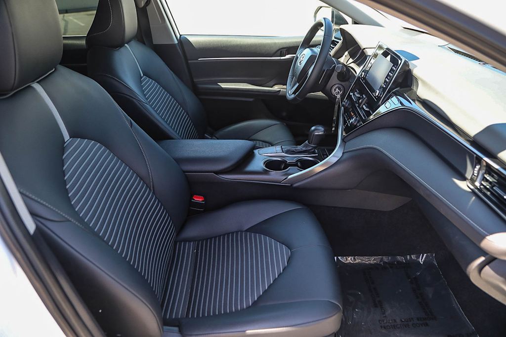 Thumbnail: 2024 Toyota Camry - 9
