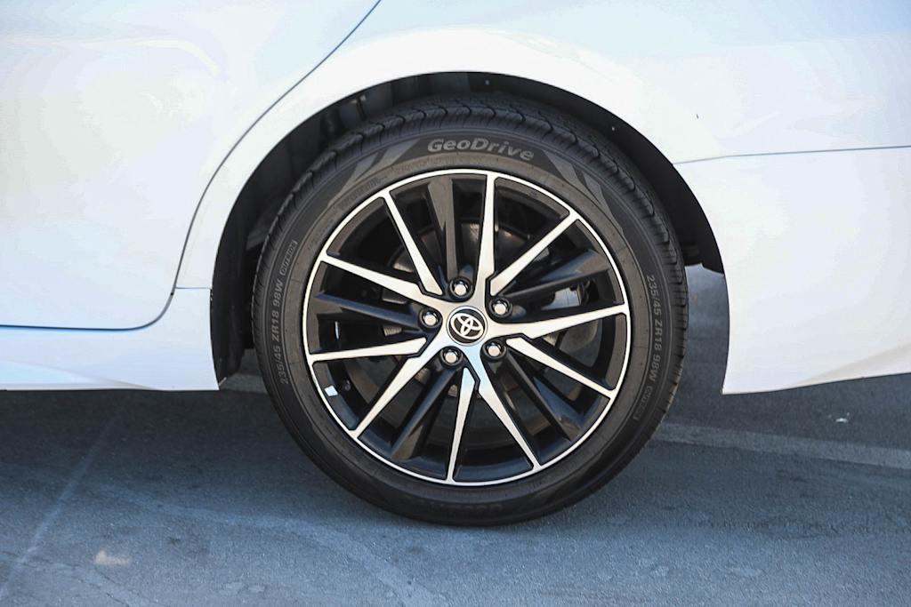 Thumbnail: 2024 Toyota Camry - 21