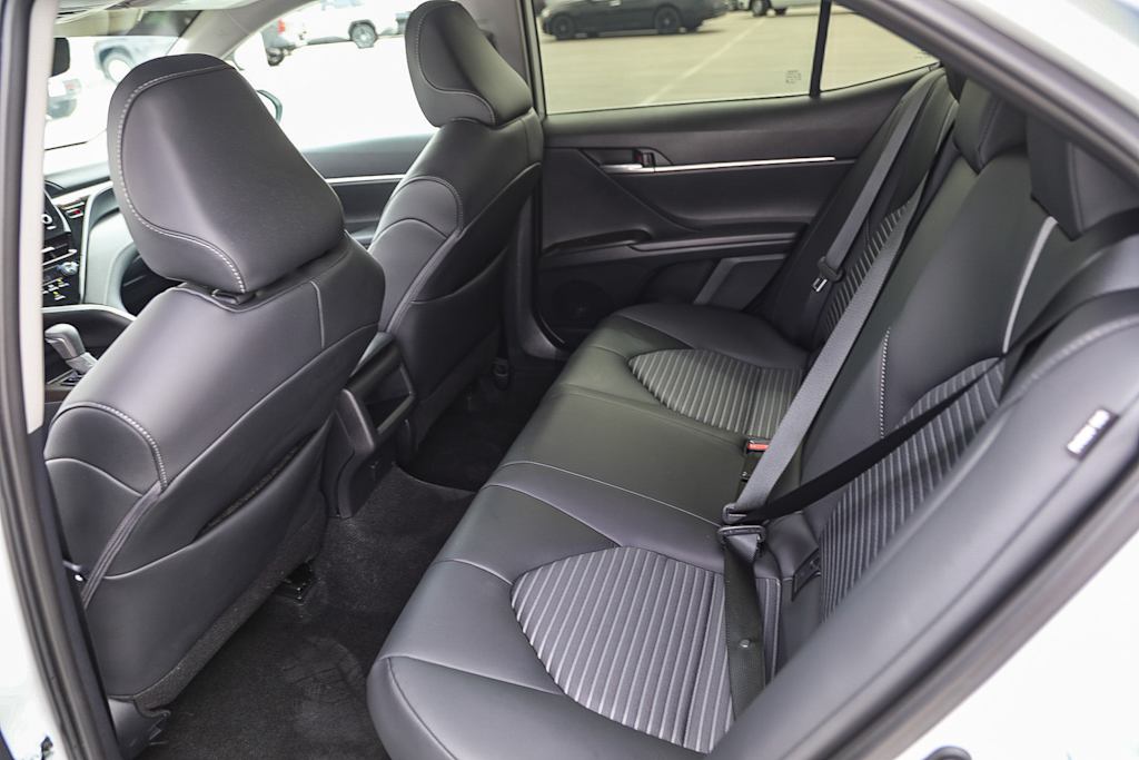 Thumbnail: 2024 Toyota Camry - 11