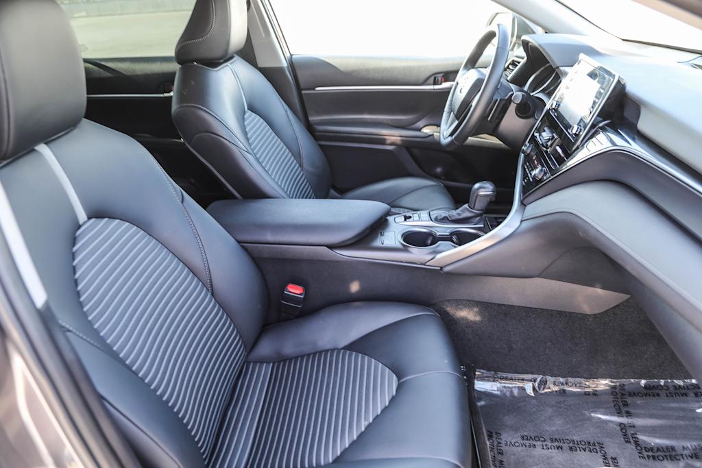 2023 Toyota Camry SE 9