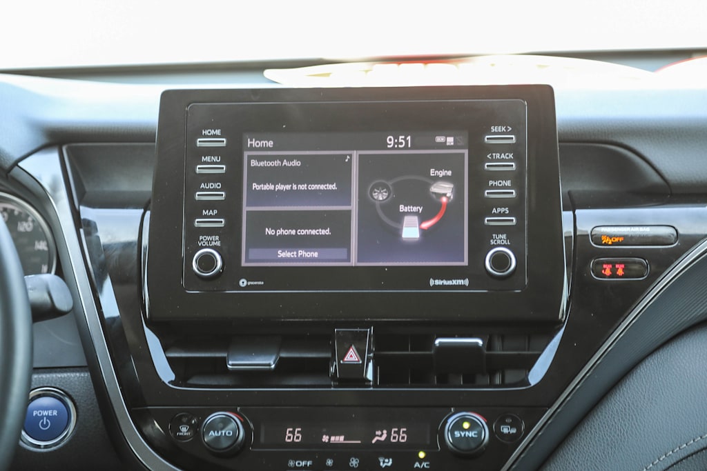 2023 Toyota Camry SE 21