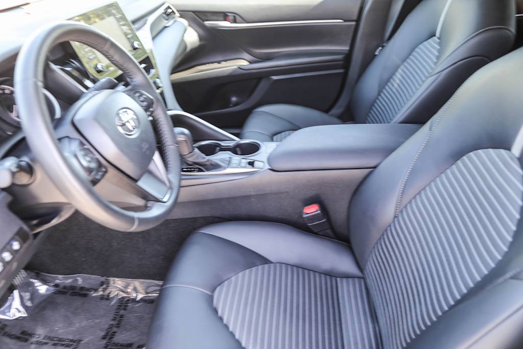 2023 Toyota Camry SE 10