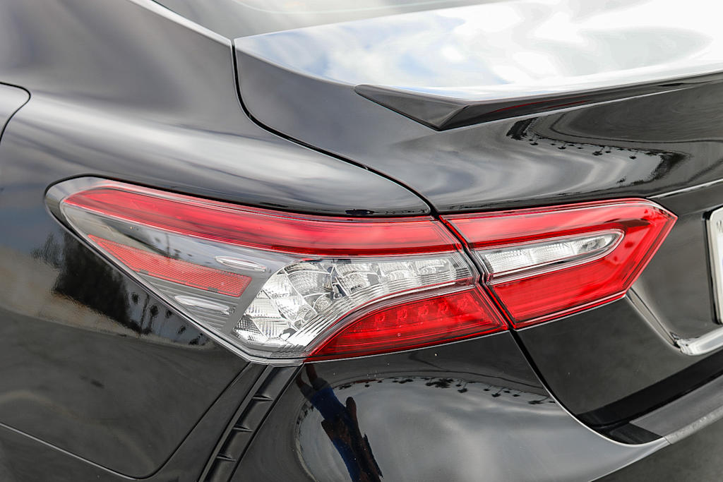 Thumbnail: 2021 Toyota Camry - 20