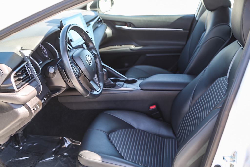 Thumbnail: 2024 Toyota Camry - 10