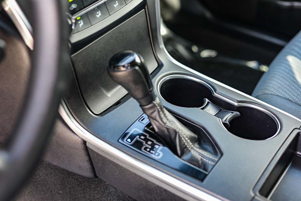 Thumbnail: 2015 Toyota Camry - 14