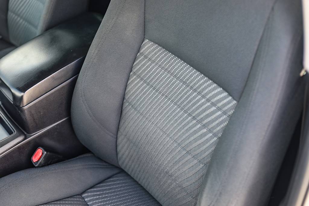 Thumbnail: 2015 Toyota Camry - 25