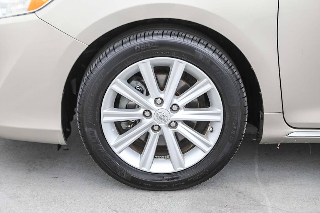 Thumbnail: 2013 Toyota Camry - 7