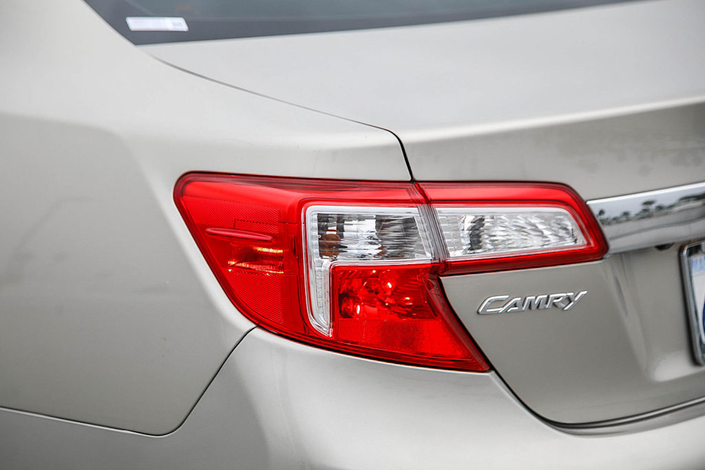 Thumbnail: 2013 Toyota Camry - 6