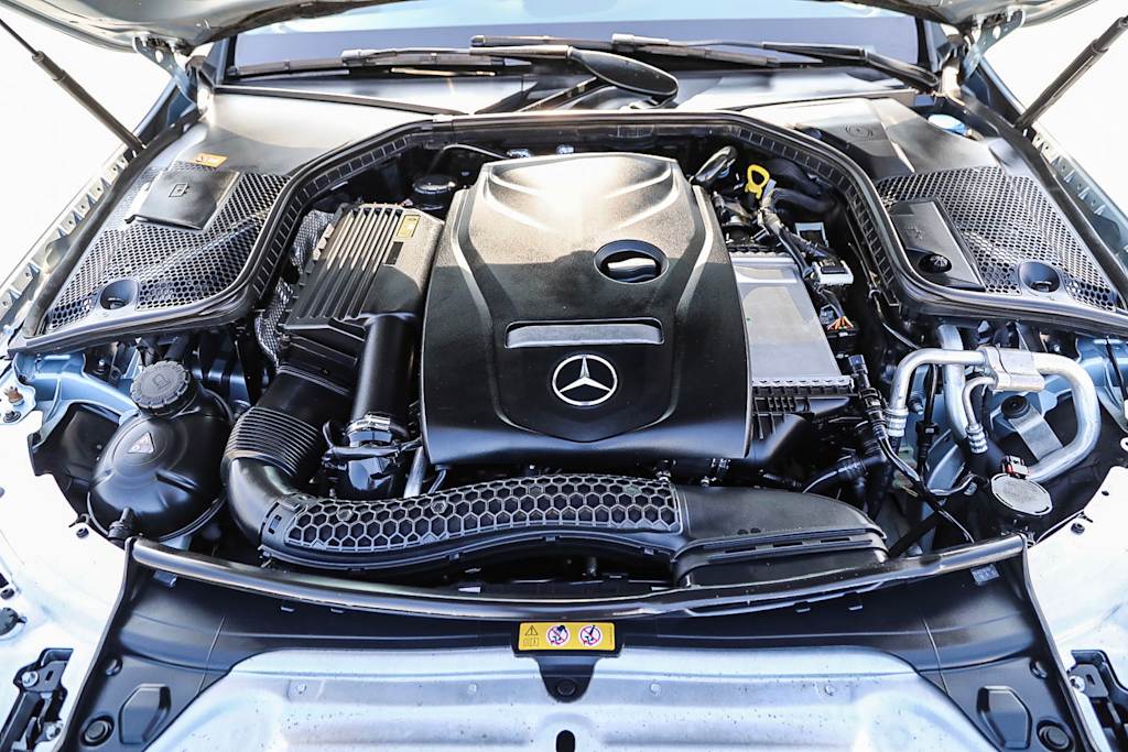 2016 Mercedes-Benz C-Class C 300 8