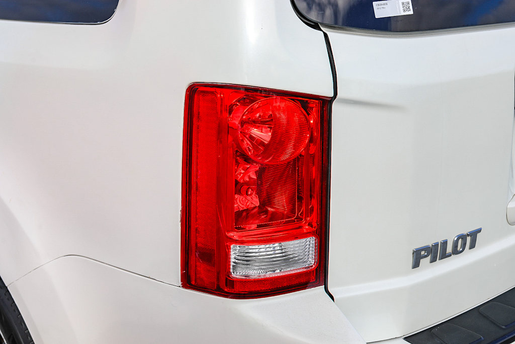 Thumbnail: 2012 Honda Pilot - 20