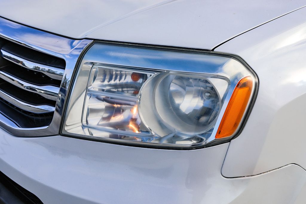 Thumbnail: 2012 Honda Pilot - 19